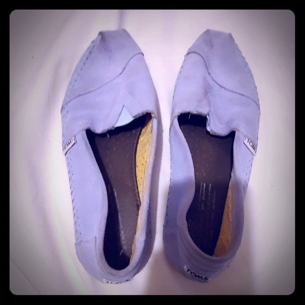 Toms